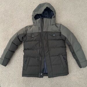 Marmot Kids' Two-Tone Puffer Jacket for winter and snow